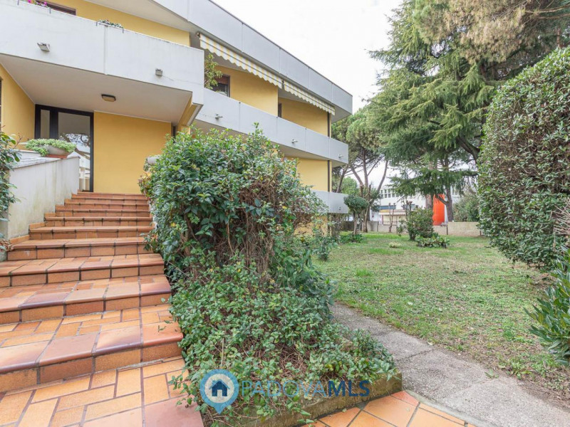 Palazzetto del 1700 ristrutturato completamente con possibilità di ampio garage

Immobile in escl...