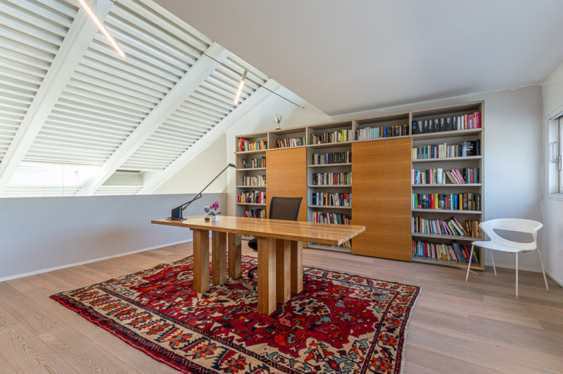 Scopri questa magnifica villa moderna situata nel cuore di Noventa Padovana, un comune rinomato p...