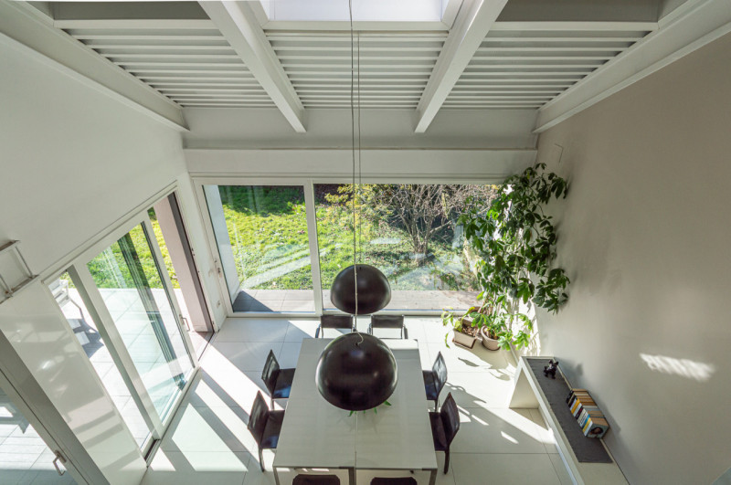 Scopri questa magnifica villa moderna situata nel cuore di Noventa Padovana, un comune rinomato p...