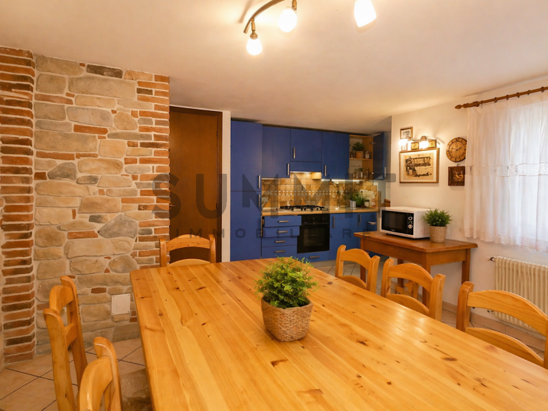 SCHIO: Alle porta del paese porzione di BIFAMILIARE con terrazzo e giardino per gli amanti della ...