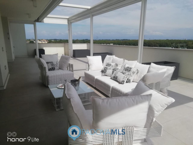 Attico - Via A. Diaz, 252 - 28100 Veneto

Immobile in esclusiva al Gruppo Padova MLS

VIGONZA Zon...