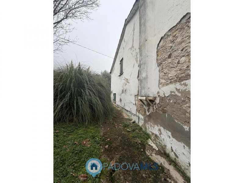 Bifamiliare da ristrutturare in Vendita a Galzignano Terme

Immobile in esclusiva al Gruppo Padov...