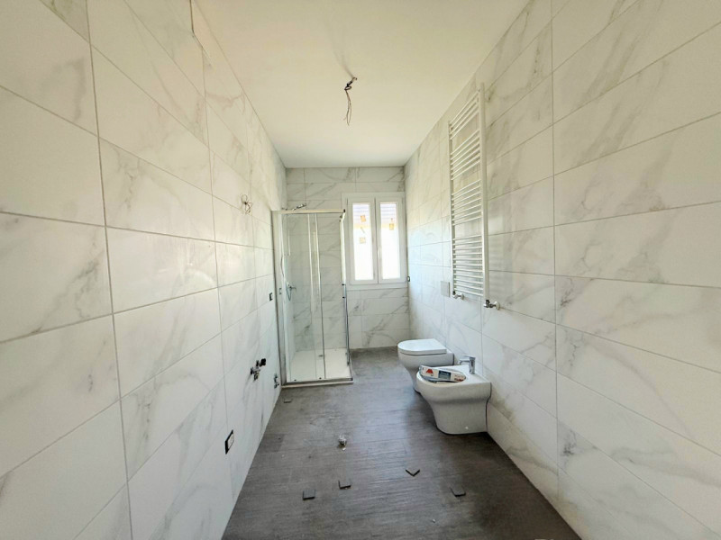 A Ponso, proponiamo in affitto un appartamento di nuova realizzazione, situato nella zona central...