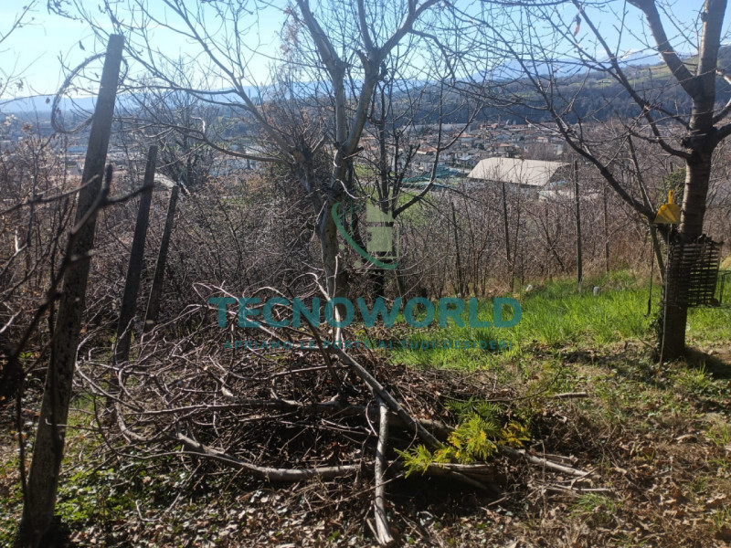 Scopri un'opportunità imperdibile nel cuore delle splendide Ville Palladiane! Proponiamo in vendi...
