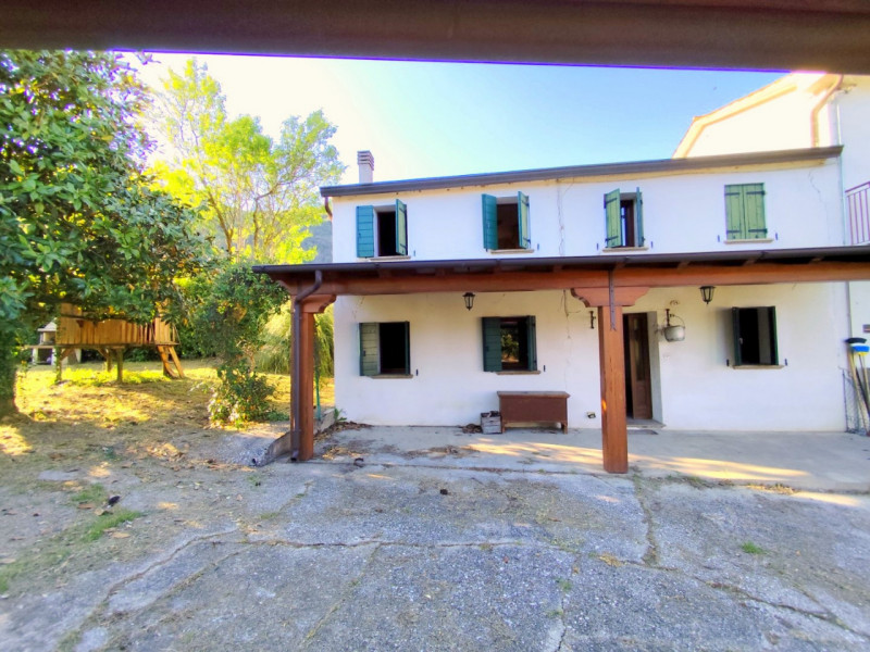 Immobile in esclusiva al Gruppo Padova MLS

Scopri questa porzione di bifamiliare, da ristruttura...