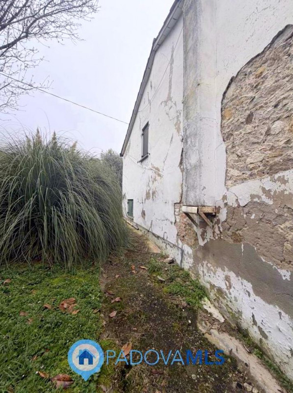 Immobile in esclusiva al Gruppo Padova MLS

Scopri questa porzione di bifamiliare, da ristruttura...