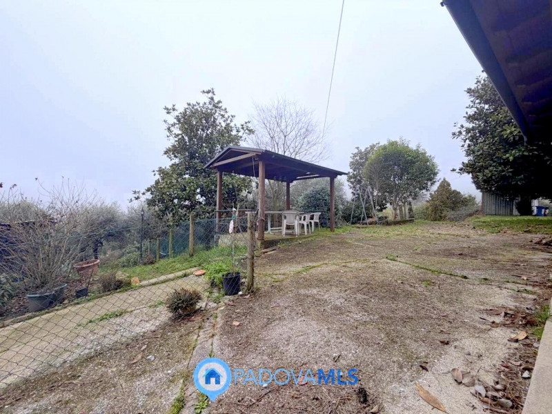 Immobile in esclusiva al Gruppo Padova MLS

Scopri questa porzione di bifamiliare, da ristruttura...