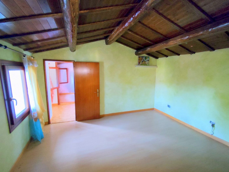 Immobile in esclusiva al Gruppo Padova MLS

Scopri questa porzione di bifamiliare, da ristruttura...