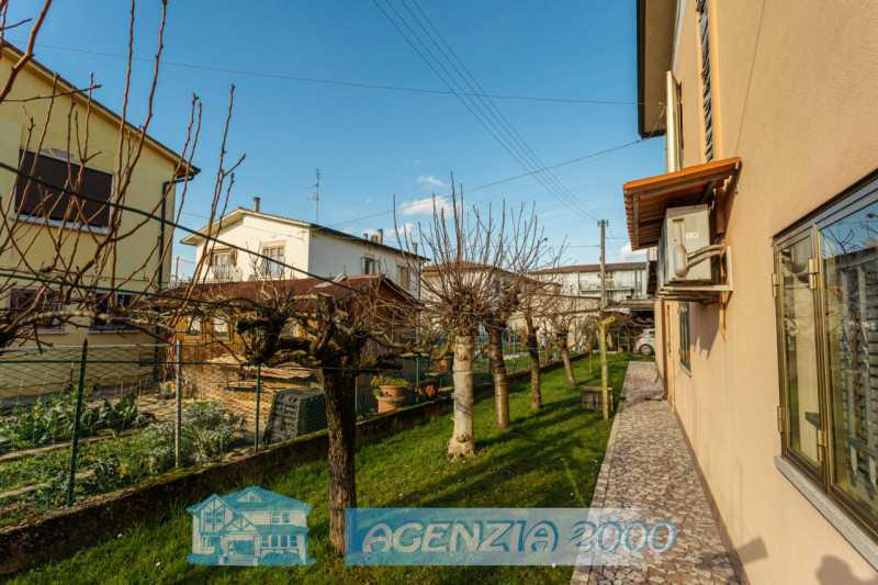 BELLA CASA SU DUE LIVELLI CON MAGAZZINO PER LA TUA ATTIVITA'!!!, A CONSELVE IN ZONA TRANQUILLA DI...