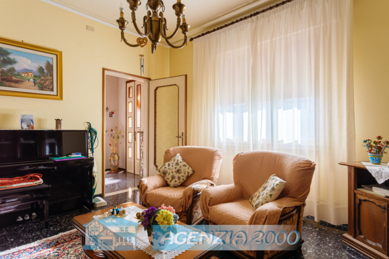 BELLA CASA SU DUE LIVELLI CON MAGAZZINO PER LA TUA ATTIVITA'!!!, A CONSELVE IN ZONA TRANQUILLA DI...