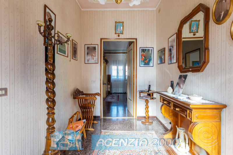 BELLA CASA SU DUE LIVELLI CON MAGAZZINO PER LA TUA ATTIVITA'!!!, A CONSELVE IN ZONA TRANQUILLA DI...