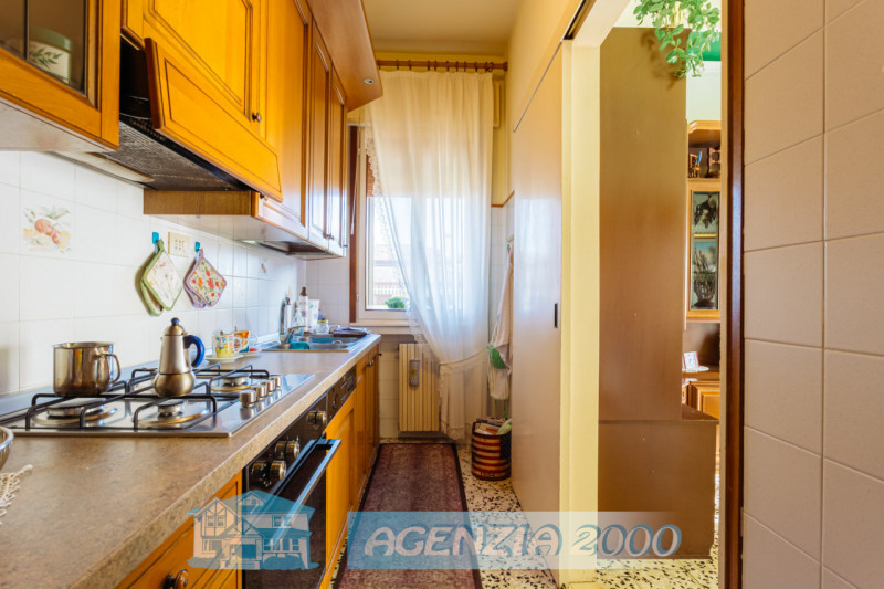 BELLA CASA SU DUE LIVELLI CON MAGAZZINO PER LA TUA ATTIVITA'!!!, A CONSELVE IN ZONA TRANQUILLA DI...