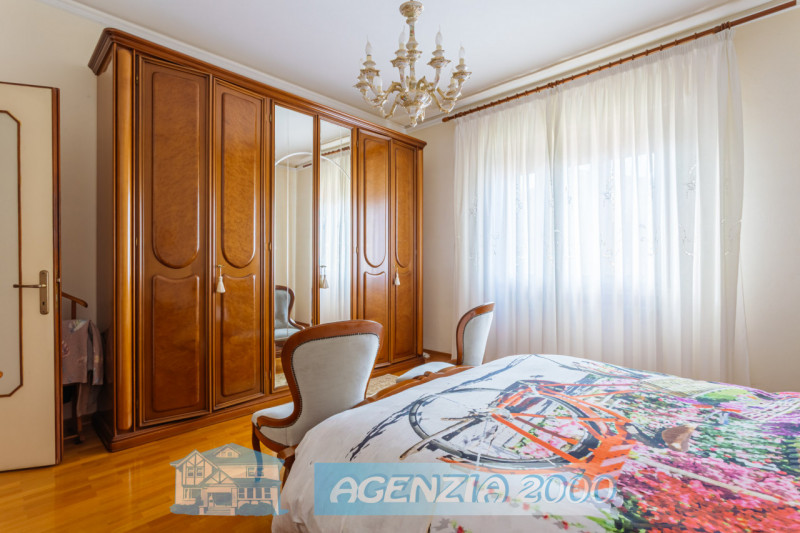 BELLA CASA SU DUE LIVELLI CON MAGAZZINO PER LA TUA ATTIVITA'!!!, A CONSELVE IN ZONA TRANQUILLA DI...