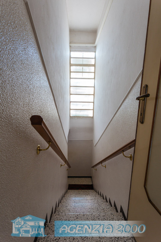 BELLA CASA SU DUE LIVELLI CON MAGAZZINO PER LA TUA ATTIVITA'!!!, A CONSELVE IN ZONA TRANQUILLA DI...