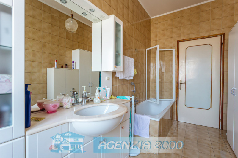 BELLA CASA SU DUE LIVELLI CON MAGAZZINO PER LA TUA ATTIVITA'!!!, A CONSELVE IN ZONA TRANQUILLA DI...