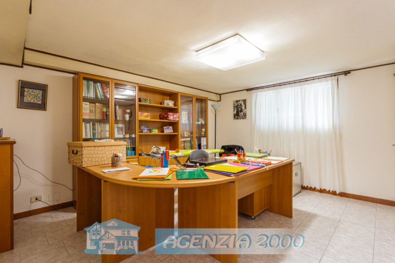 BELLA CASA SU DUE LIVELLI CON MAGAZZINO PER LA TUA ATTIVITA'!!!, A CONSELVE IN ZONA TRANQUILLA DI...
