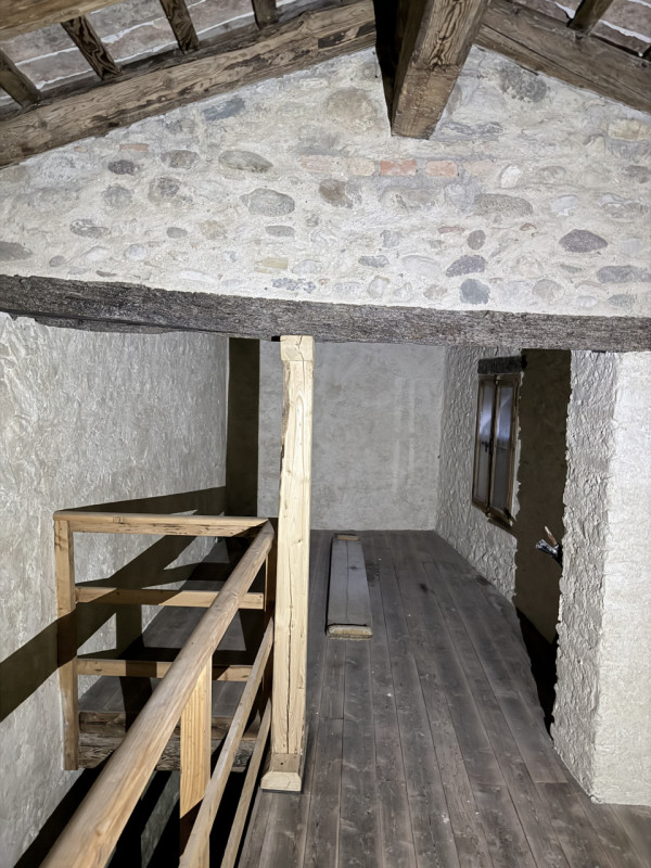 (Per INFO Fabrizio 333 7743912) In un'area di alto valore paesaggistico e storico e a pochissimi ...