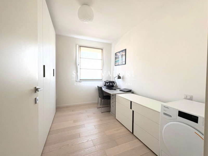 Rif. A915 – Per info 340 2242606 Marco - 331 212 7142 Andrea

APPARTAMENTO AL PIANO PRIMO DUE CAM...