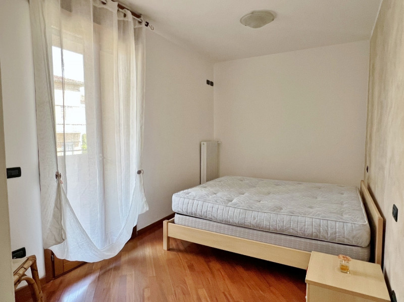 BILOCALE ARREDATO E CON GARAGE IN VENDITA A VICENZA ZONA VIALE TRIESTE - Rif. 8350
Nel versante N...