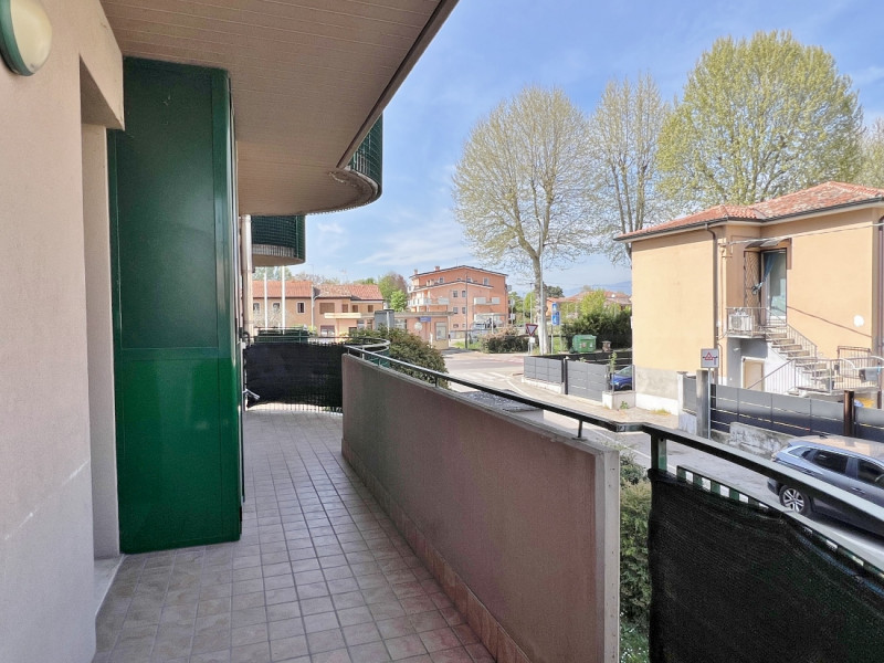 BILOCALE ARREDATO E CON GARAGE IN VENDITA A VICENZA ZONA VIALE TRIESTE - Rif. 8350
Nel versante N...