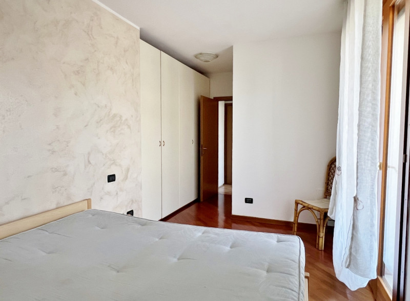 BILOCALE ARREDATO E CON GARAGE IN VENDITA A VICENZA ZONA VIALE TRIESTE - Rif. 8350
Nel versante N...