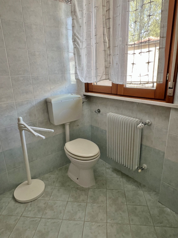 BILOCALE ARREDATO E CON GARAGE IN VENDITA A VICENZA ZONA VIALE TRIESTE - Rif. 8350
Nel versante N...