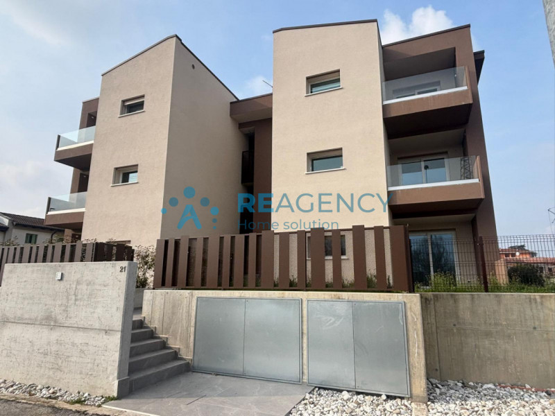 NUOVO TRICAMERE | CLASSE A4 | VICENZA NORD
Zona Ospedaletto

Stai cercando un APPARTAMENTO TRICAM...