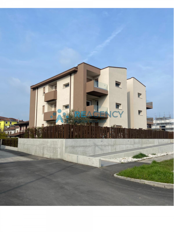 NUOVO TRICAMERE | CLASSE A4 | VICENZA NORD
Zona Ospedaletto

Stai cercando un APPARTAMENTO TRICAM...