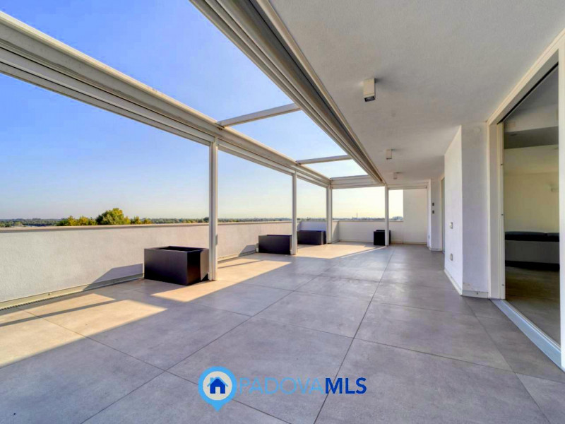 Immobile in esclusiva al Gruppo Padova MLS

VIGONZA Zona Perarolo. ATTICO recentissimo, come nuov...