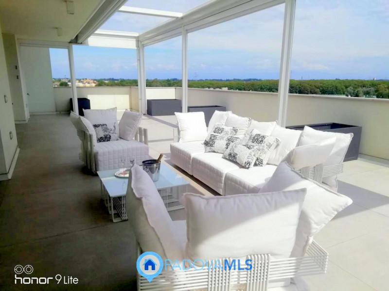 Immobile in esclusiva al Gruppo Padova MLS

VIGONZA Zona Perarolo. ATTICO recentissimo, come nuov...