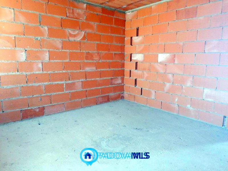 Immobile in esclusiva al Gruppo Padova MLS

CODEVIGO - Loc. ROSARA.
Inserisci su lotto di ca. 1.7...