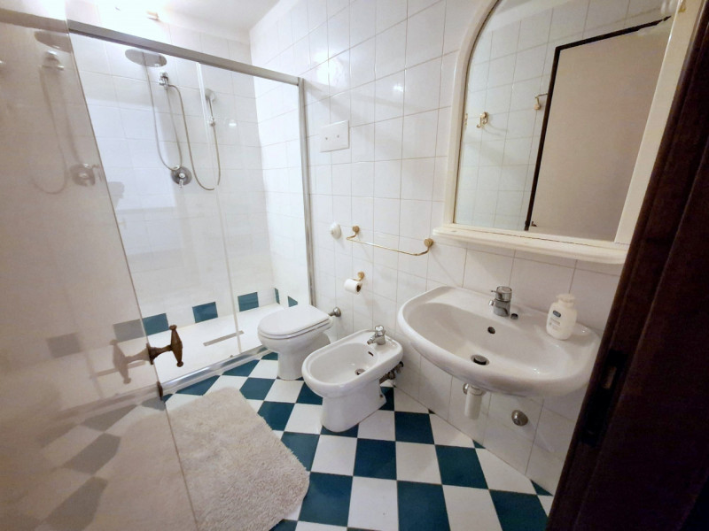 PALAZZETTO INDIPENDENTE IN CENTRO STORICO A PADOVA €.585.000 - rif.GB13-1828
Se stai cercando una...