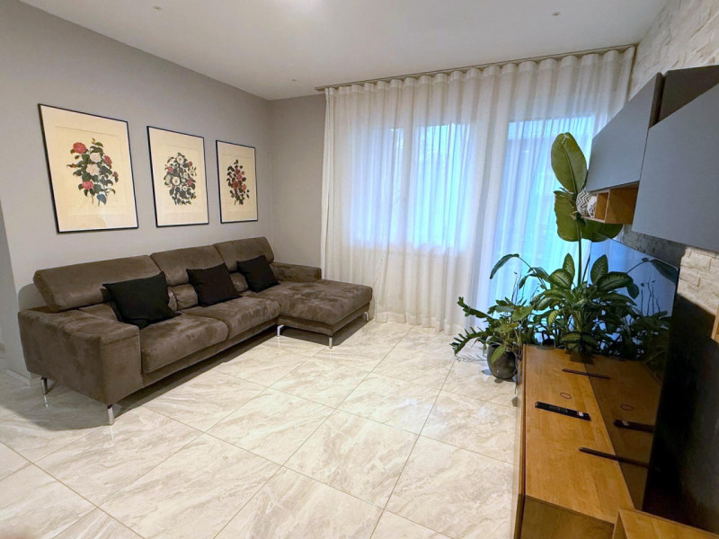 3 CAMERE DI LUSSO IN CLASSE "A2" ZONA STANGA €.370.000 - rif.MG007

Sei alla ricerca di un appart...