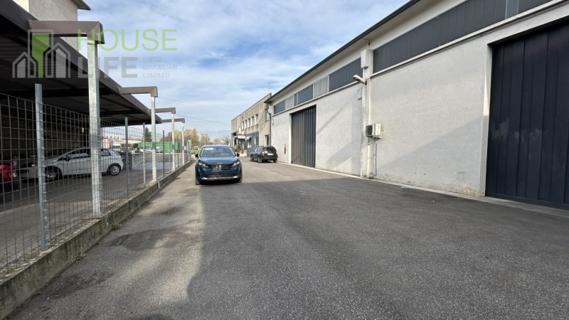 CALDOGNO: AFFITTASI PORZIONE DI CAPANNONE INDUSTRIALE SINGOLO di mq 900 circa H 5,50 sotto trave,...