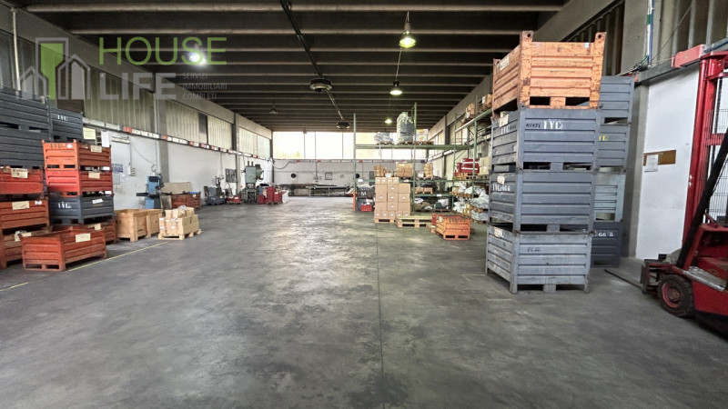 CALDOGNO: AFFITTASI PORZIONE DI CAPANNONE INDUSTRIALE SINGOLO di mq 900 circa H 5,50 sotto trave,...