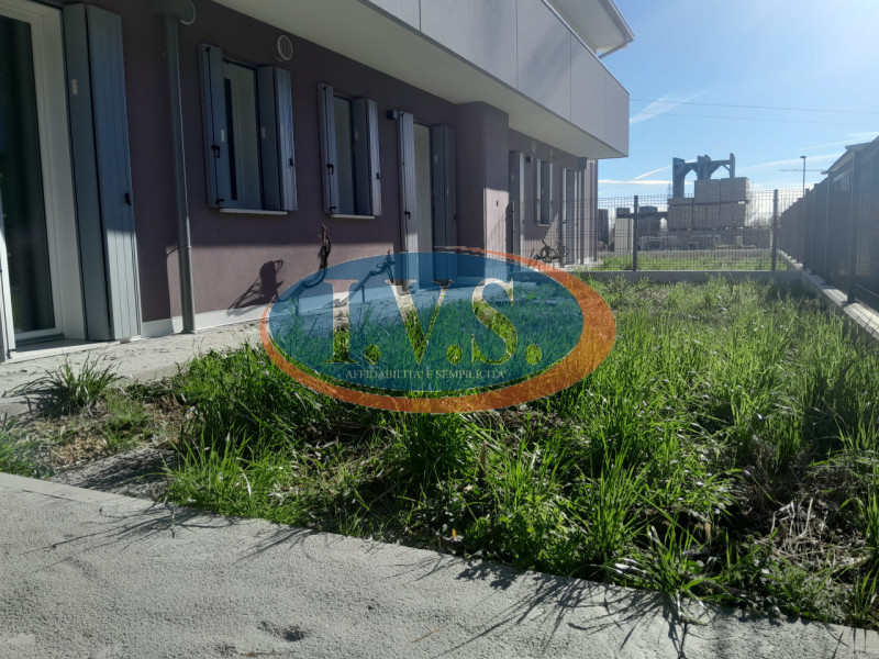 A MONTEGALDA (VI), in una nuova ed esclusiva lottizzazione caratterizzata dalla massima riservate...