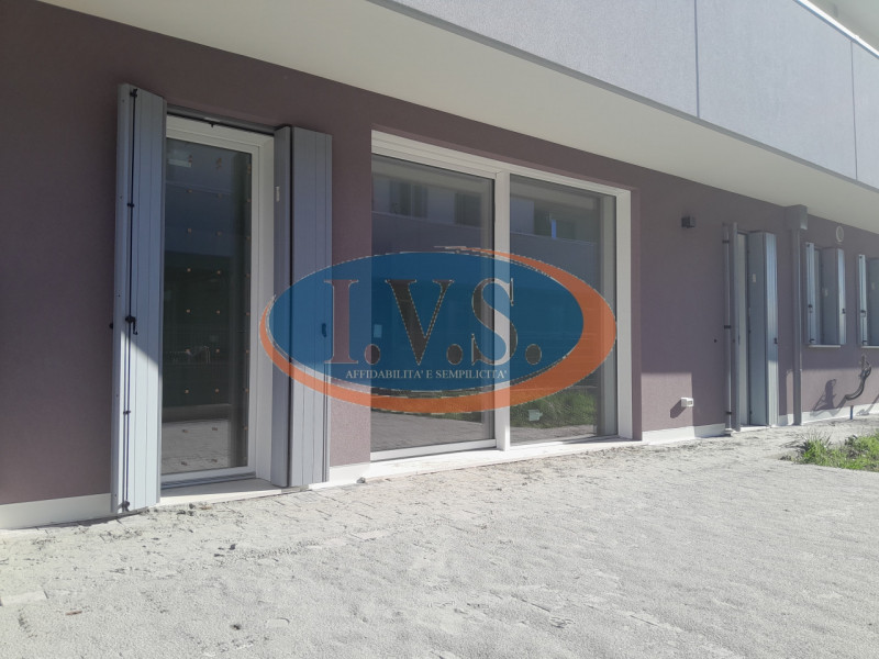 MONTEGALDA (VI) In una location estremamente riservata, proponiamo in una lottizzazione immersa n...