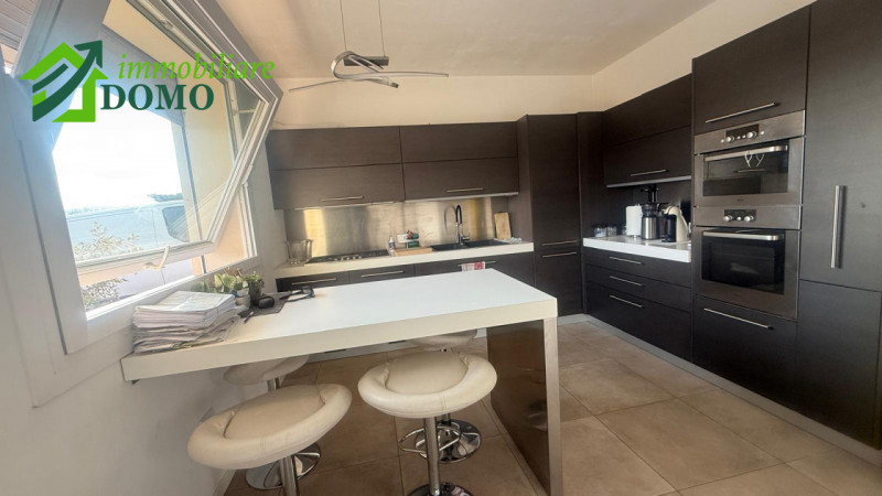 Marano Vicentino: casa bifamiliare edificata nel 2020, con 700 mq di giardino €490.000 info 0445 ...