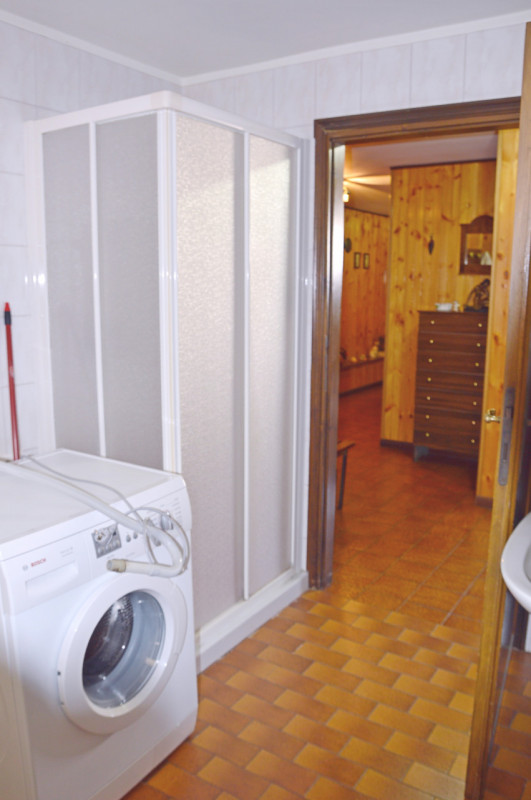 Ampia Villa Singola con Giardino Privato nel Cuore di Nove

Proponiamo in vendita un’importante r...