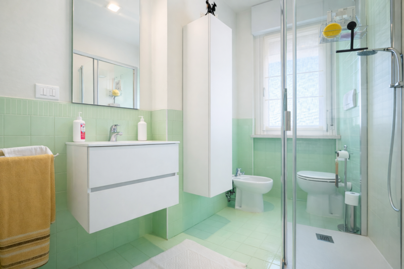 In una delle zone più richieste di Vicenza, residenziale, ben abitata e curata, a pochi minuti da...