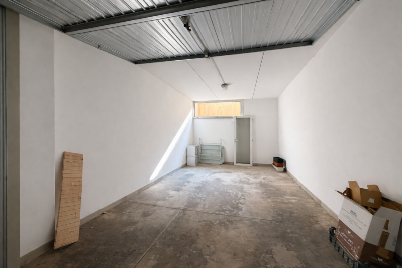 In una delle zone più richieste di Vicenza, residenziale, ben abitata e curata, a pochi minuti da...