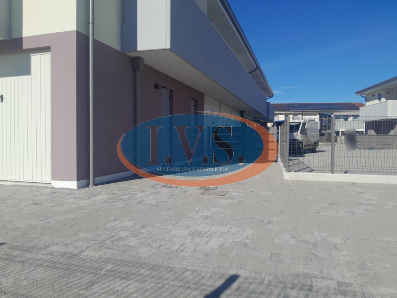 MONTEGALDA (VI) in un contesto di nuova costruzione proponiamo BICAMERE al piano terra, immerso n...