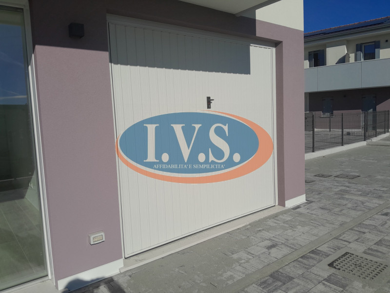 MONTEGALDA (VI) in un contesto di nuova costruzione proponiamo BICAMERE al piano terra, immerso n...