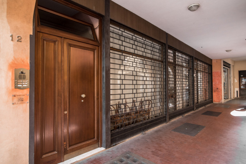 PADOVA, PIAZZE - Rif. EP90:

In pieno centro storico, a pochi passi da Piazza della Frutta, Immob...