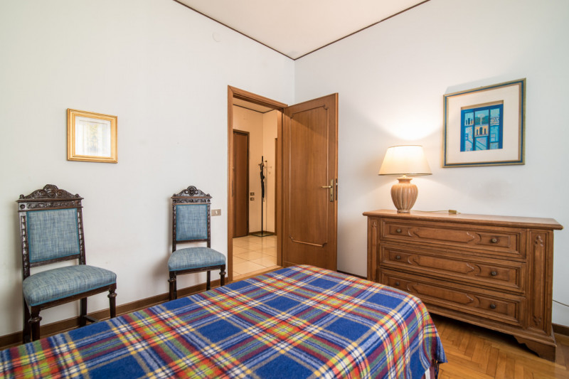 PADOVA, PIAZZE - Rif. EP90:

In pieno centro storico, a pochi passi da Piazza della Frutta, Immob...