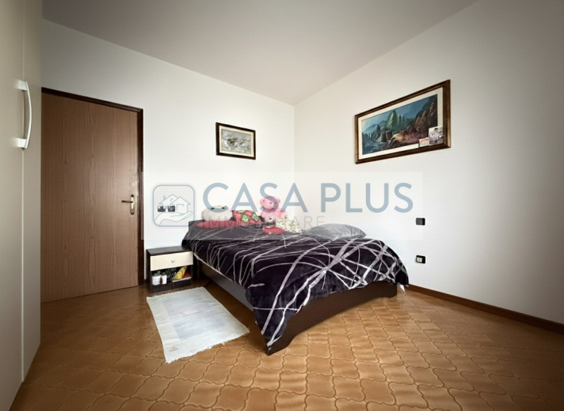 Rossano Veneto, inserito in un contesto condominiale di sole quattro unità abitative, proponiamo ...