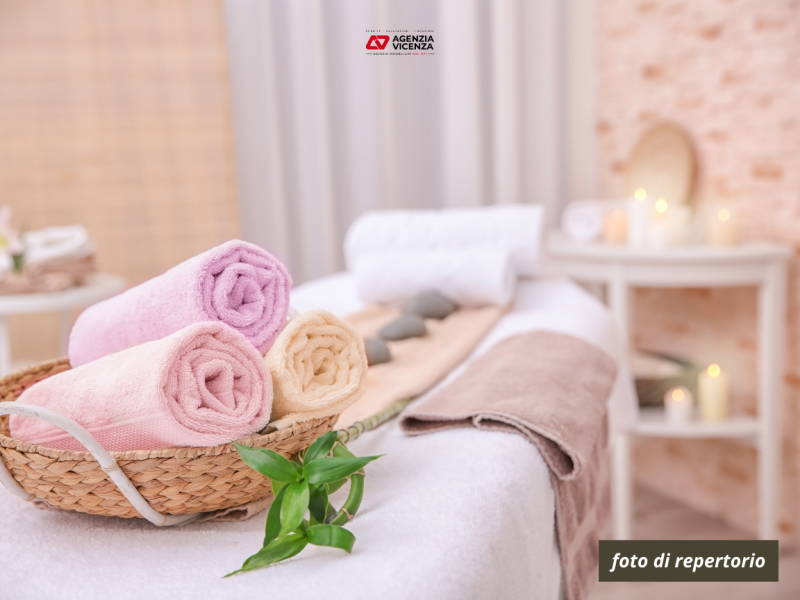 CESSIONE ATTIVITA' DI CENTRO ESTETICO BEN AVVIATO - Rif.8351

In zona Ovest trattiamo la cessione...