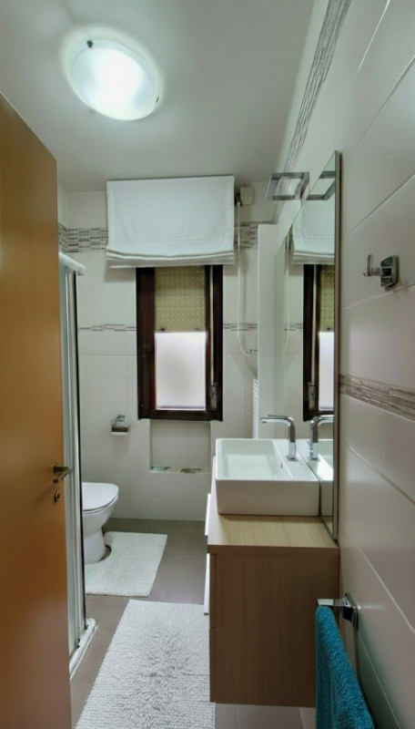 Proponiamo in vendita un grazioso appartamento quadrilocale di 76 mq situato al secondo piano, a ...