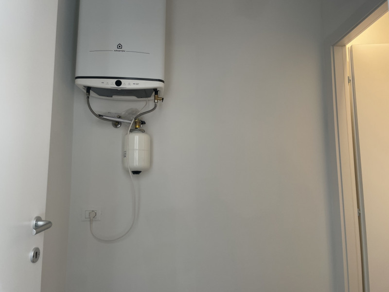 Zona Santa Bertilla-mercato nuovo : Appartamento bicamere di circa 95 mq completamente ristruttur...