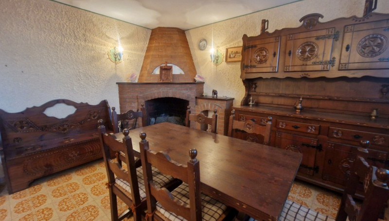 COME TORNARE A RESPIRARE CON QUESTA BIFAMILIARE!

La facevi anche tu da bambino quella cosa che d...